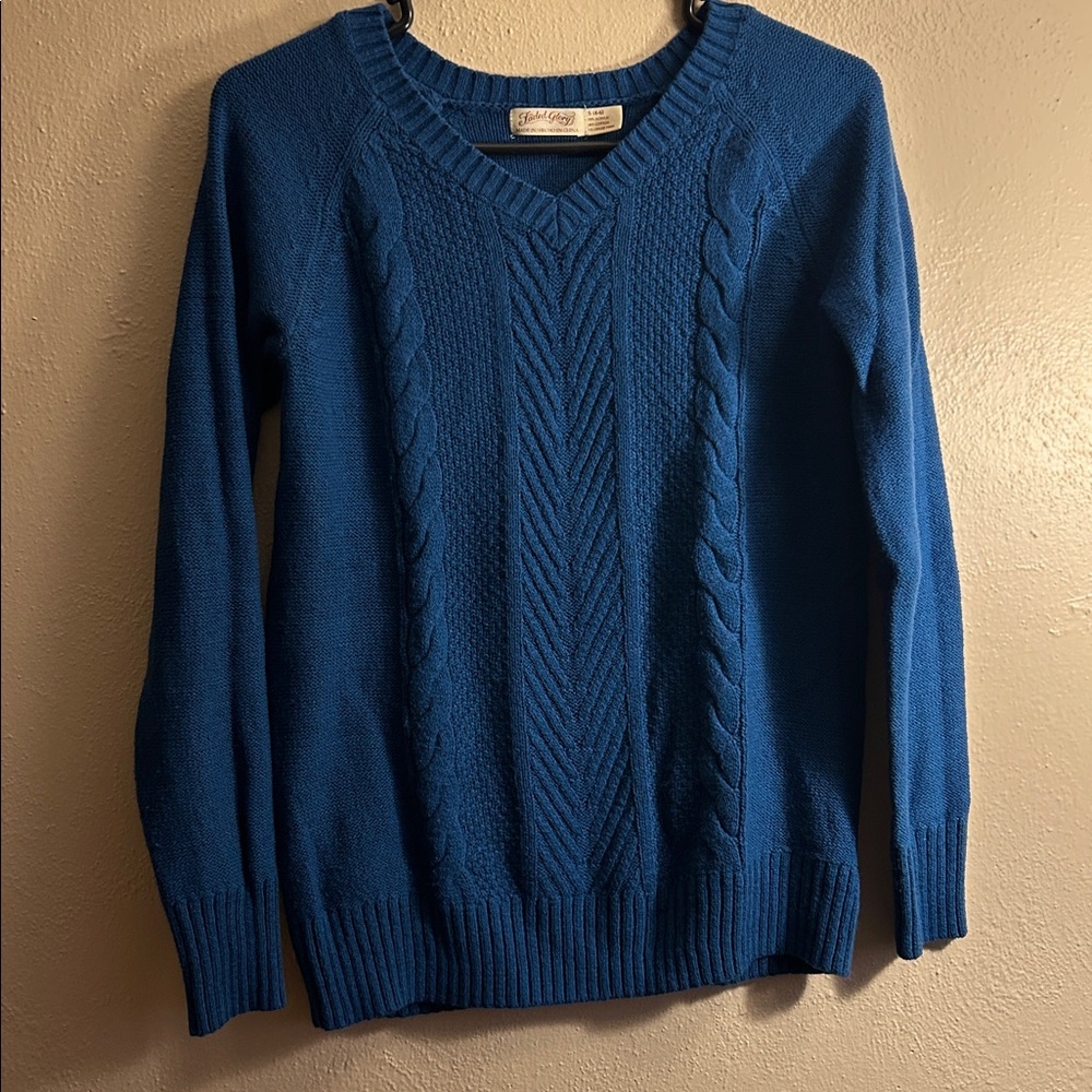 Old Navy Dark Blue Sweater